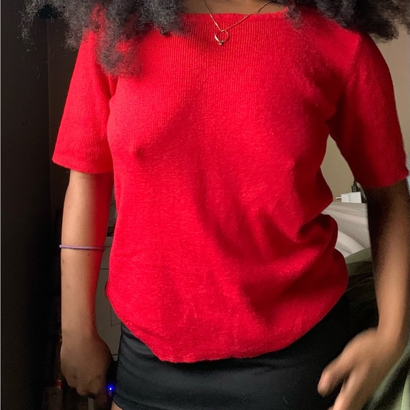 Red Ribbed Knit Tee - Picture 2 of 5